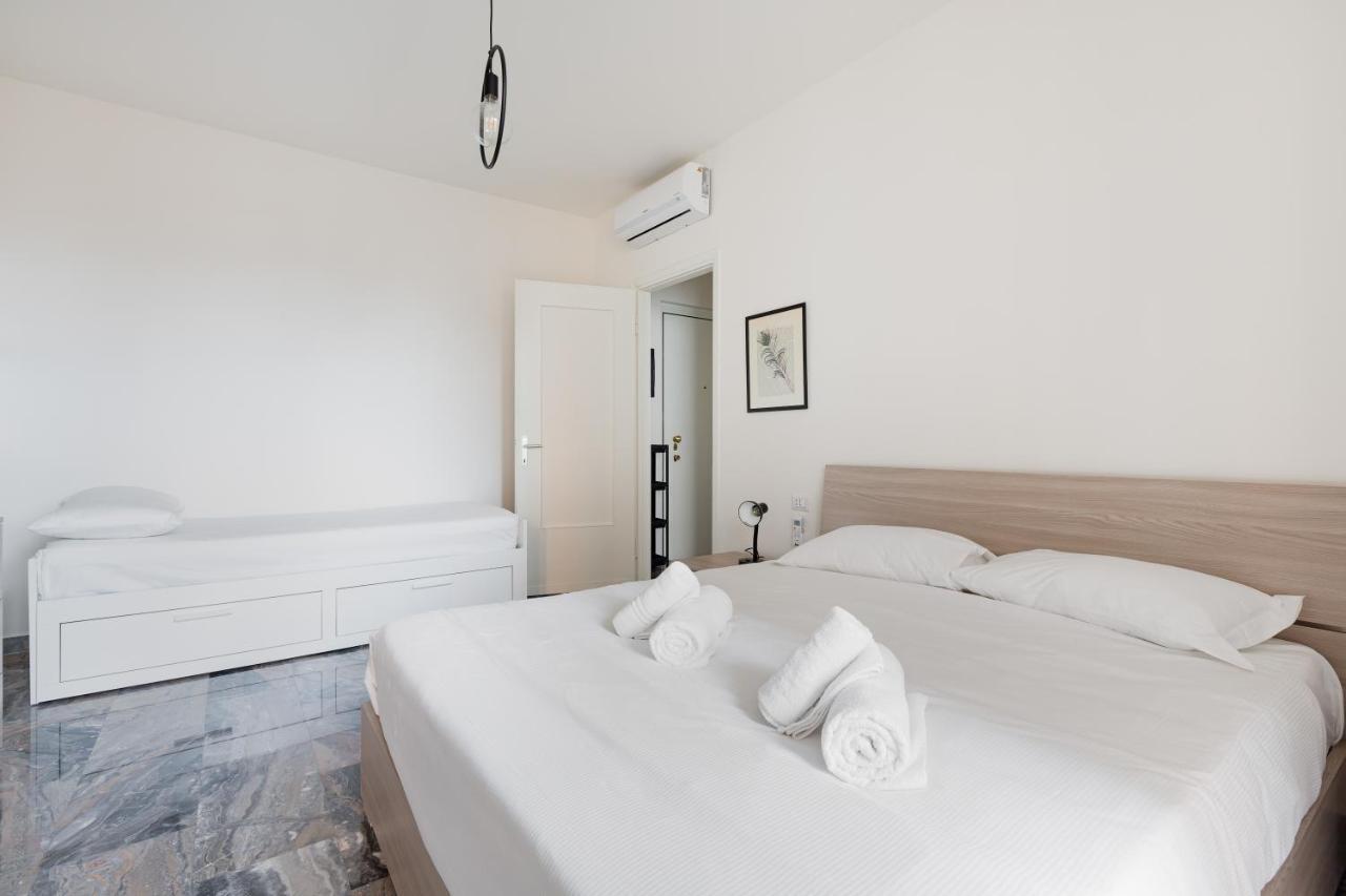 Dergano Comfy Apartment - 250 M Far From M3 Milan Exterior photo